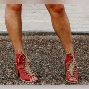 Free people Jeffrey Campbell heeled lace up sandals size 7.5 Super clean